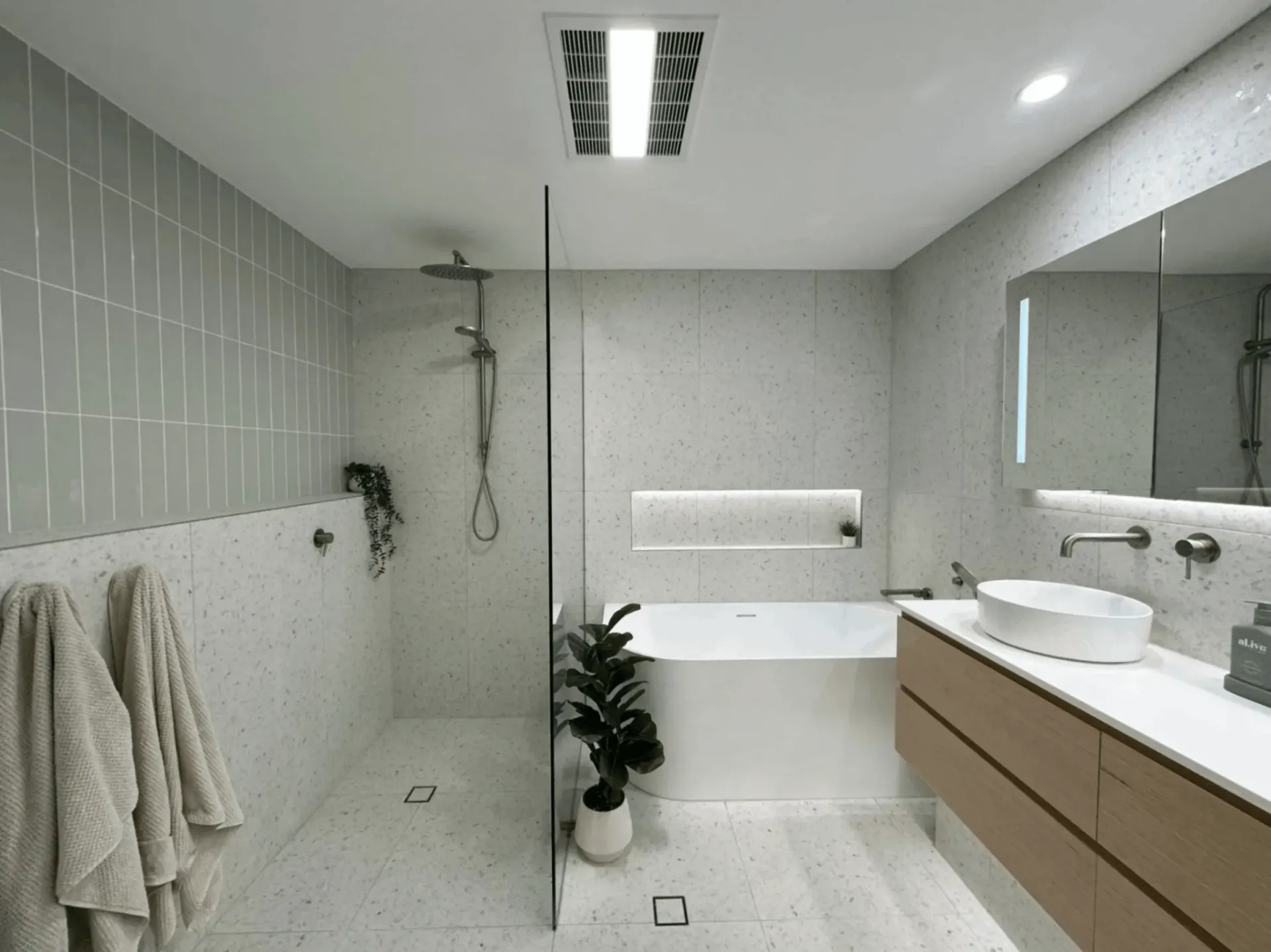 Viper Builders residential project photography